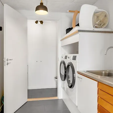 Renovated With Enclosed Terrace, Centrally Located In Vorupor Holiday home *