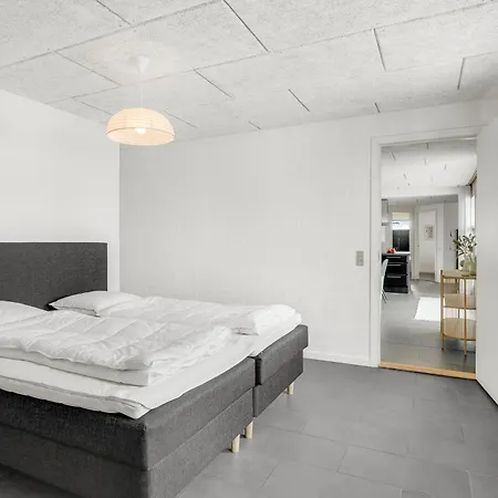 Renovated With Enclosed Terrace, Centrally Located In Vorupor Hébergement de vacances Thisted