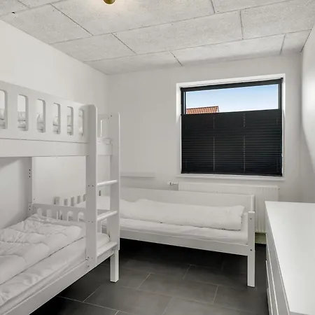 Renovated With Enclosed Terrace, Centrally Located In Vorupor Thisted