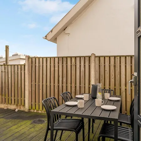 Renovated With Enclosed Terrace, Centrally Located In Vorupor Hébergement de vacances *